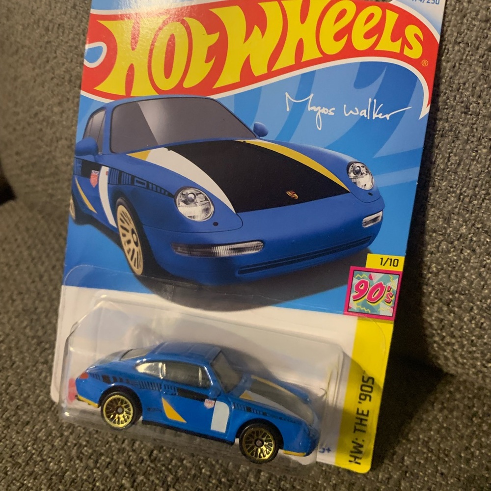 Hot Wheels ‘96 Porsche Carrera HW: THE ‘90S